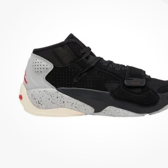 NIKE JORDAN Zion 2 black basketball shoe youth size 7 - Picture 6 of 8